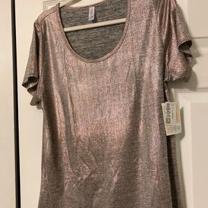 NWT LuLaRoe Elegant Classic T in silver and rose gold